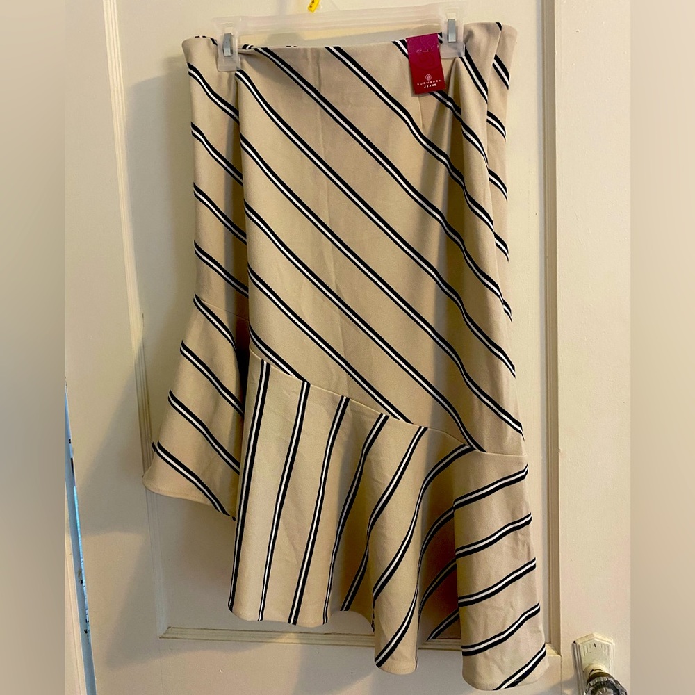BBJ PENCIL SKIRT